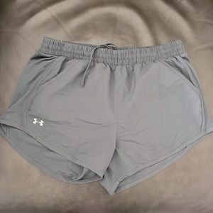 Under Armour Dark Gray Small athletic shorts